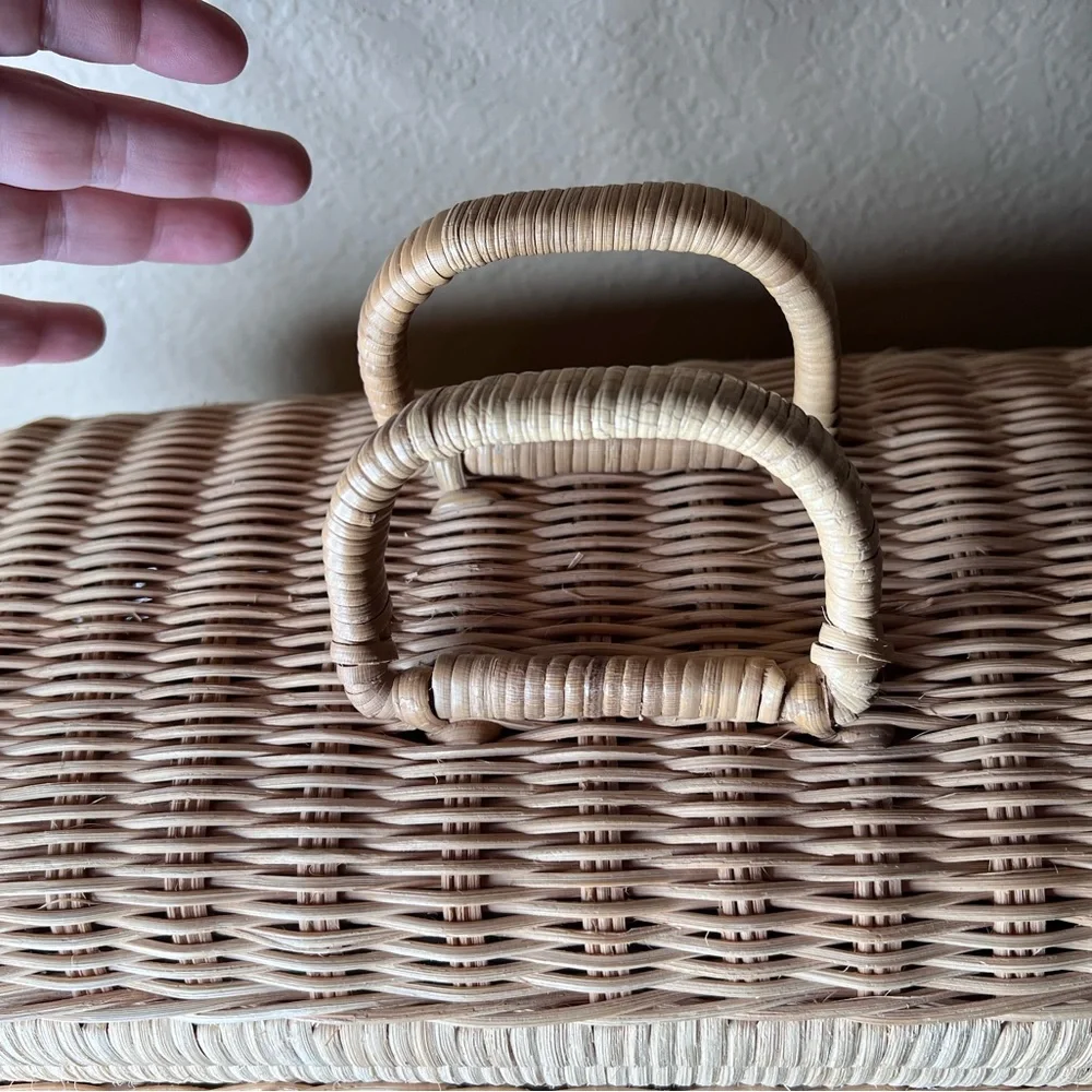 Vintage Wicker / Rattan Woven Picnic Basket w Handles, Needlework Storage, Craft